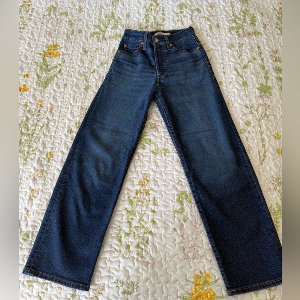 Levi's Ribcage Straight Ankle Jeans 24x27